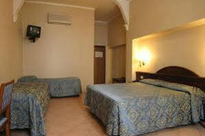 Hotel Varsavia Florence Extérieur photo